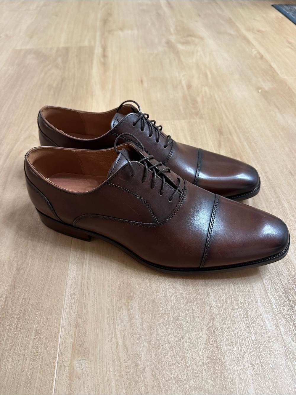 Florsheim Brown Leather Cap-Toe Derby Dress Shoes - Picture 9 of 11